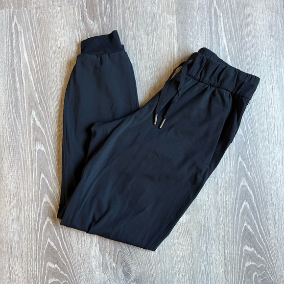 lululemon athletica Pants - Lululemon On the Fly Jogger